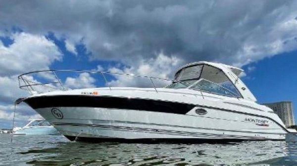 Monterey 35'