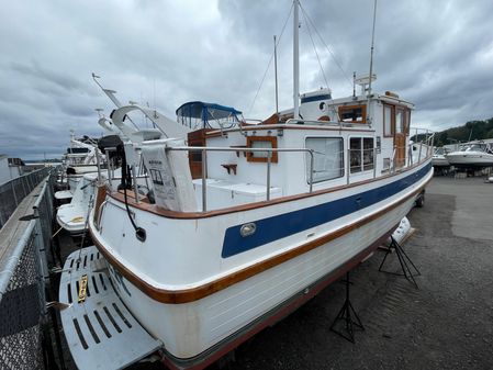 Sundowner-tug 32-TRAWLER image