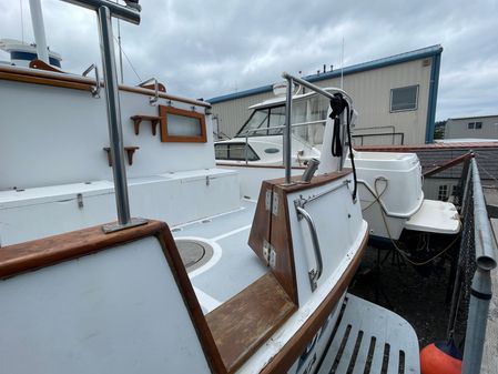 Sundowner-tug 32-TRAWLER image