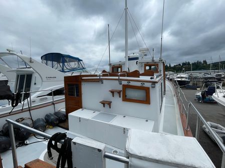 Sundowner-tug 32-TRAWLER image