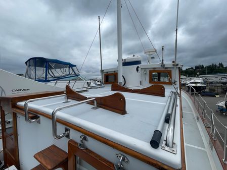 Sundowner-tug 32-TRAWLER image