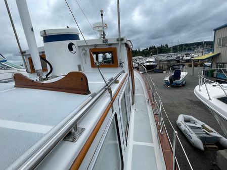 Sundowner-tug 32-TRAWLER image