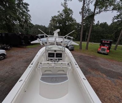 Regulator 34 Center Console image