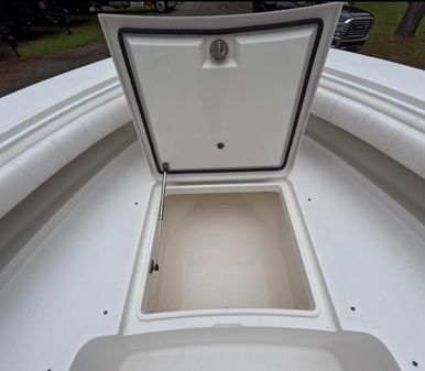 Regulator 34 Center Console image