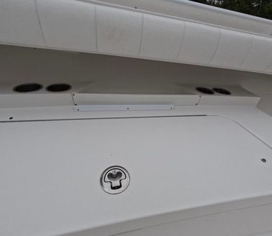 Regulator 34 Center Console image