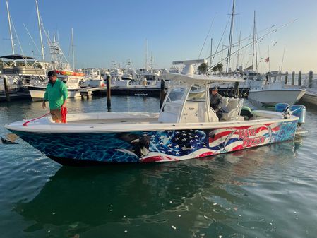 Regulator 34 Center Console image