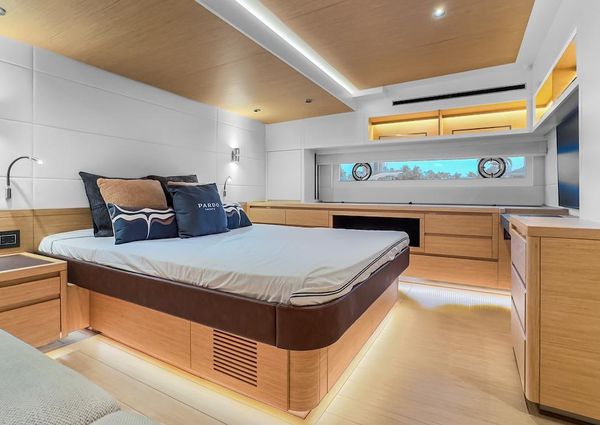 Pardo Yachts E60 image