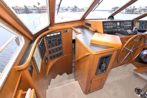 Tollycraft 61 Pilothouse Motor Yacht image