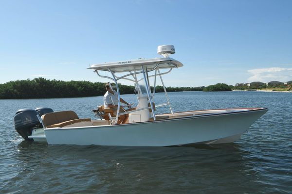 SeaCraft 20 CENTER CONSOLE - main image