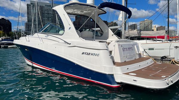 Four Winns 378 Vista