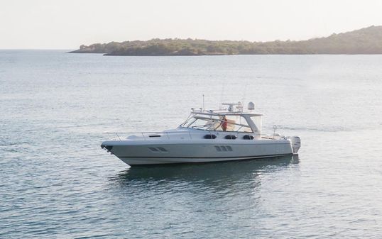 Intrepid 475 Sport Yacht image