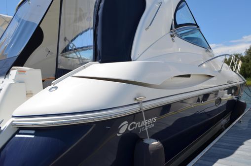 Cruisers Yachts 460 Express image