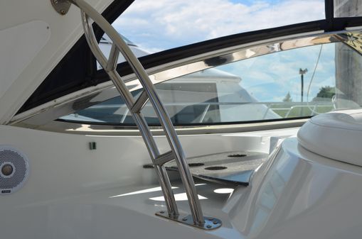 Cruisers Yachts 460 Express image