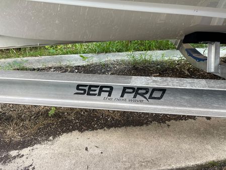 Sea Pro 228 Bay Series image