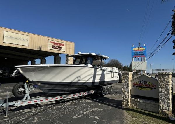 Robalo 360 image