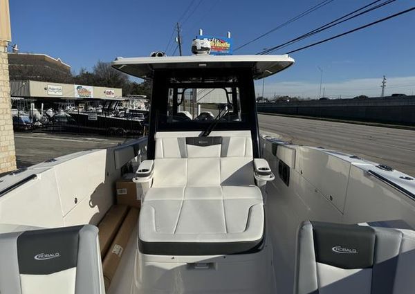 Robalo 360 image