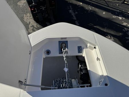 Robalo 360 image