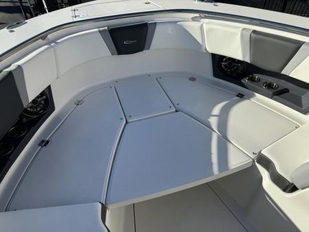 Robalo 360 image