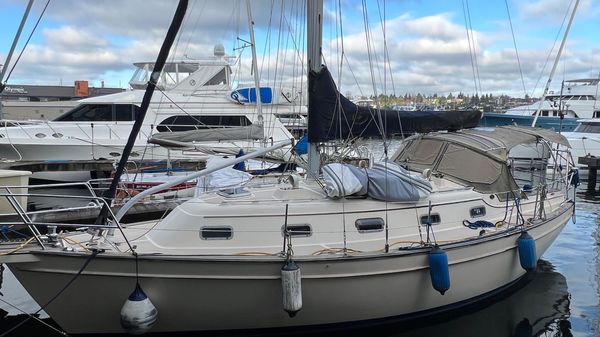 Island Packet 350