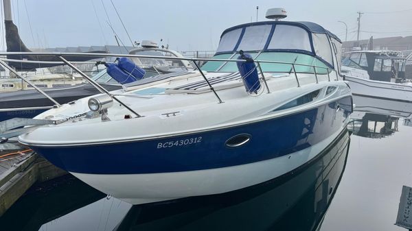 Bayliner 320 Cruiser 