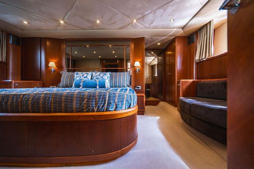 Princess Yachts 70 VSC Motor Yacht image