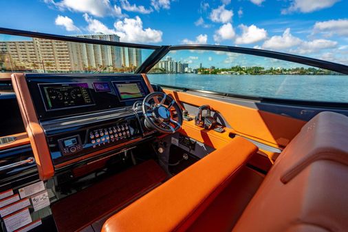 Cruisers Yachts 38 GLS image