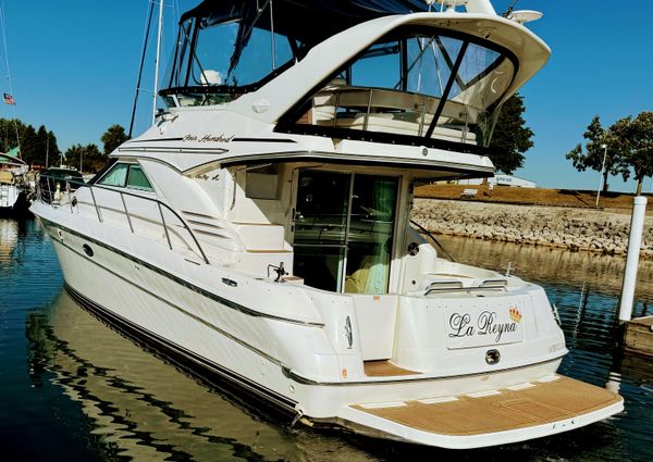 Sea Ray 400 Sedan Bridge image