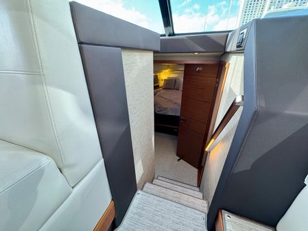 Tiara-yachts F44 image