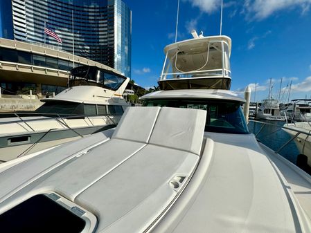 Tiara-yachts F44 image