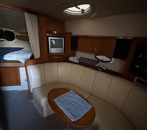 Cruisers Yachts 3470 Express image