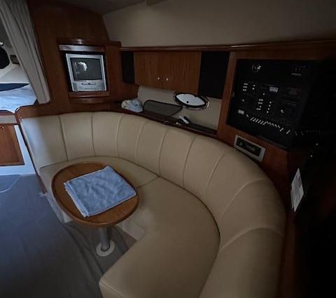 Cruisers Yachts 3470 Express image