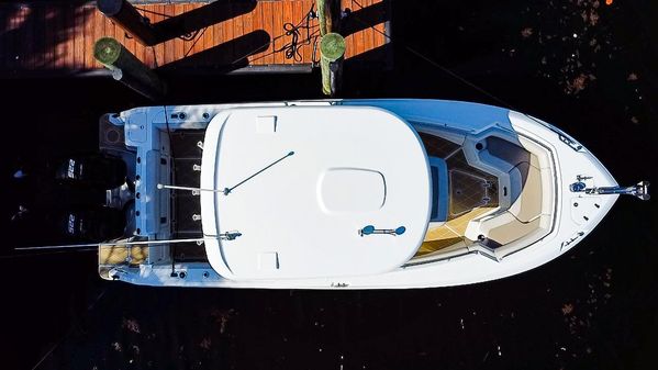 Boston Whaler 250 Outrage image