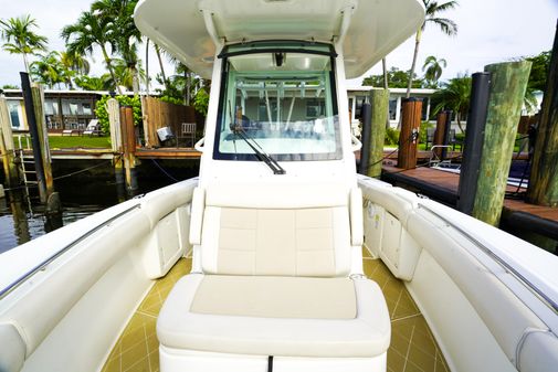 Boston Whaler 250 Outrage image