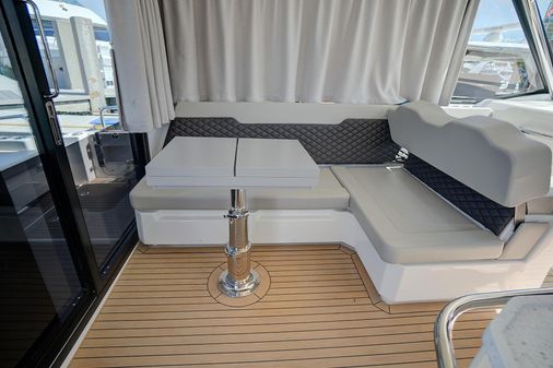 Aquila 36 Cruiser image