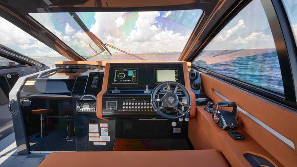 Cruisers Yachts 42 GLS I/O image