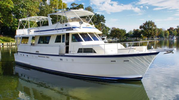 Hatteras 63 Cockpit Motor Yacht