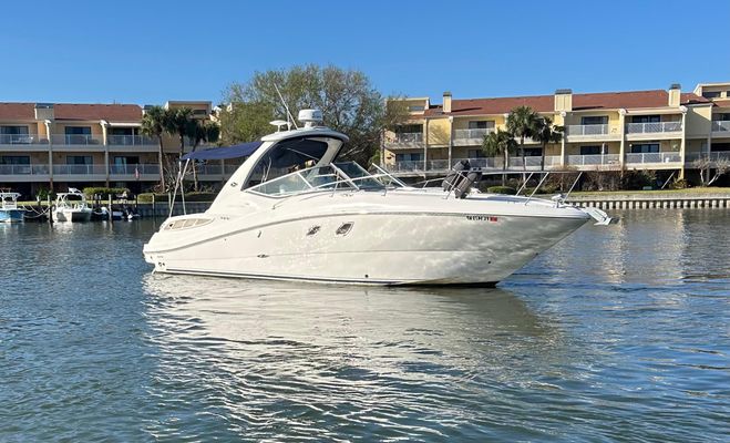 Sea Ray 310 Sundancer - main image