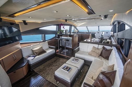 Sea Ray L650 Flybridge image
