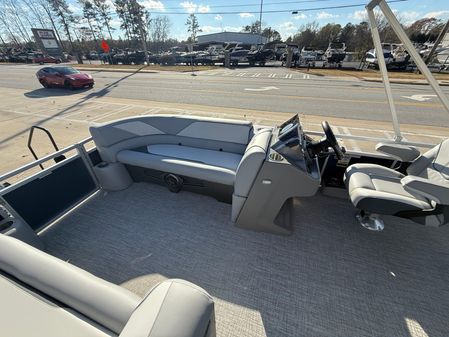 Avalon VENTURE-85-VERSATILE-REAR-BENCH image