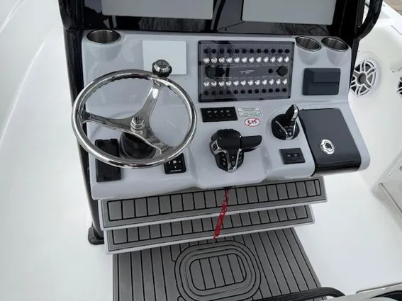 Tidewater 320-CC-ADVENTURE image