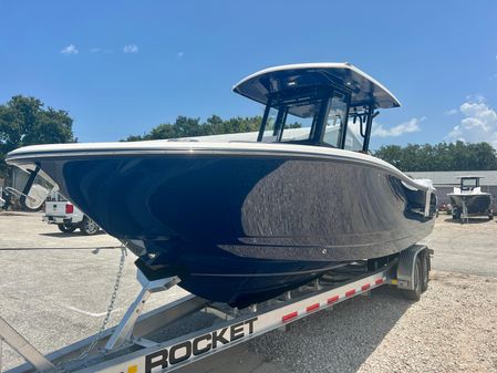 Robalo R270 image