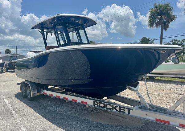 Robalo R270 image