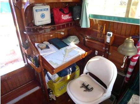 Island Trader Motor Sailer image