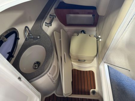 Regal 2700-BOWRIDER image