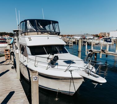 Carver 370 Motor Yacht image