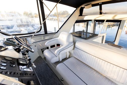 Carver 370 Motor Yacht image