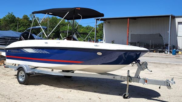 Bayliner Element E18