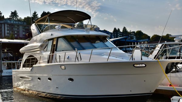 Meridian 540 Pilothouse