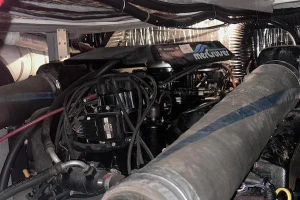 Sea-ray 400-EXPRESS-CRUISER image