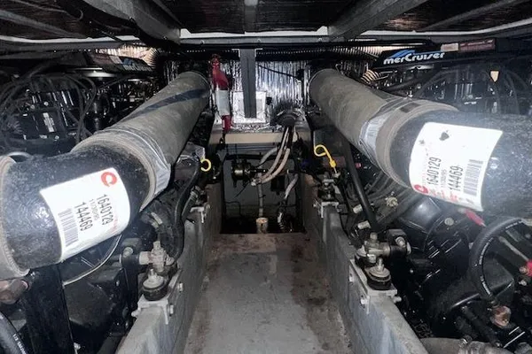 Sea-ray 400-EXPRESS-CRUISER image